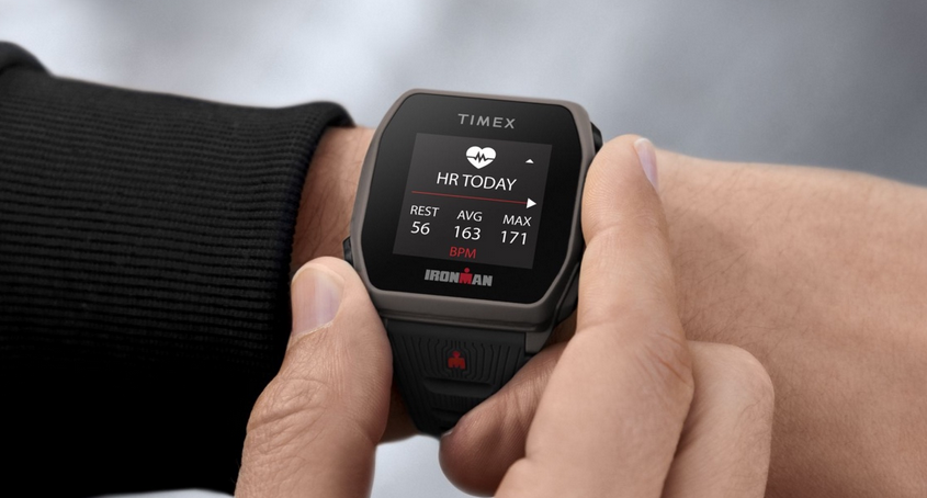 „Timex IronMan R300 GPS Smartwatch“ - sportiškas ir prieinamas