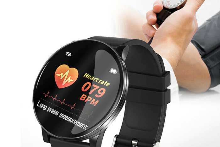 „WearFit-smartwatch-W8“